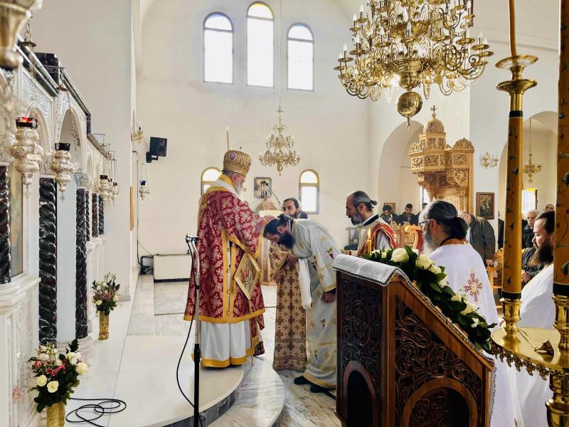 Κουρά Μοναχού και Χειροτονία Διακόνου στην Πρασινάδα Παρανεστίου
